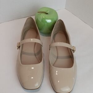 Copper Key Womens "Sweetie" Cream Mary Jane Faux Patent Leather Flats sz 8.5M